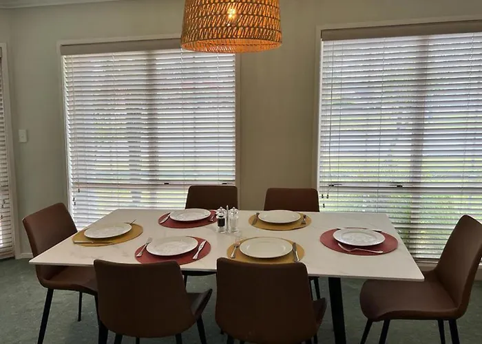Motel Silver Fern & 5*