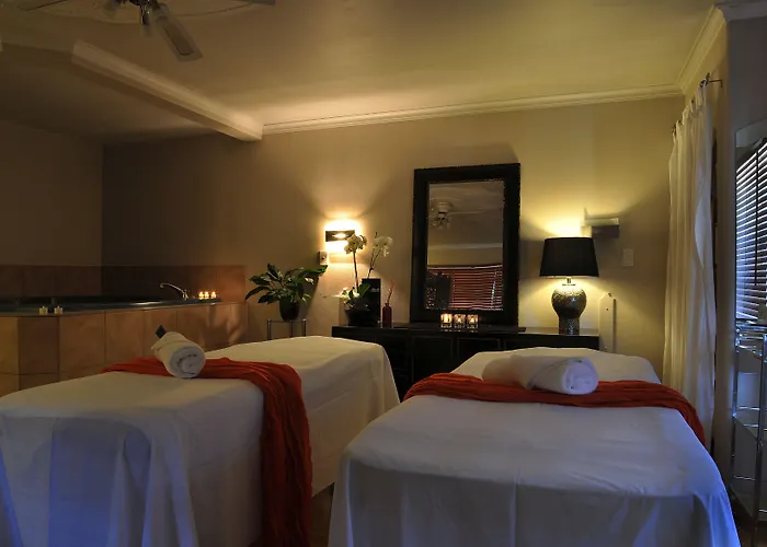 Silver Fern & Motel 5*