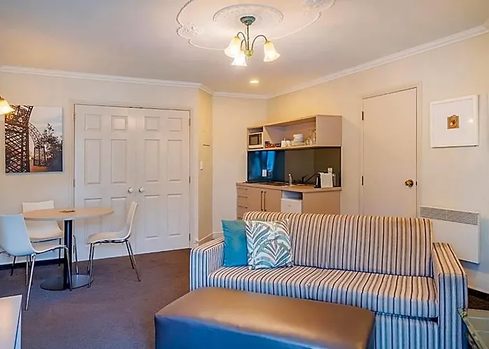 Silver Fern & Motel