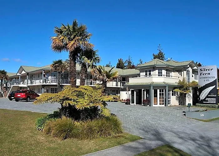 Motel Silver Fern &