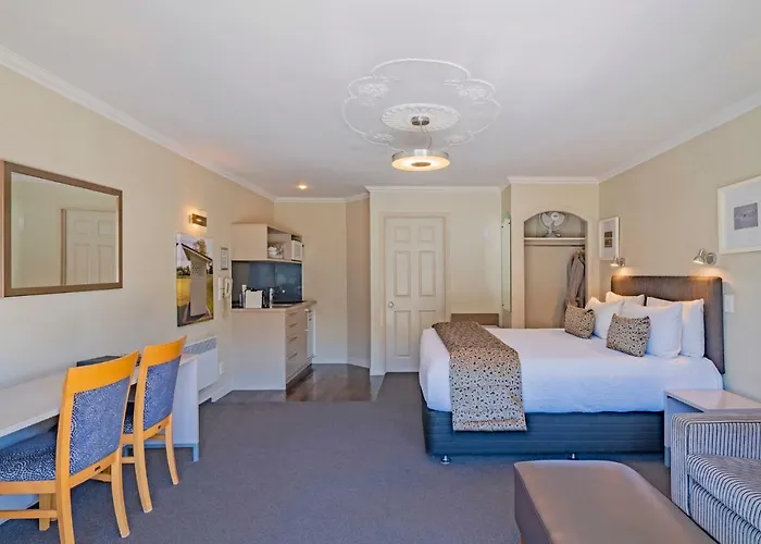 Silver Fern & Motel