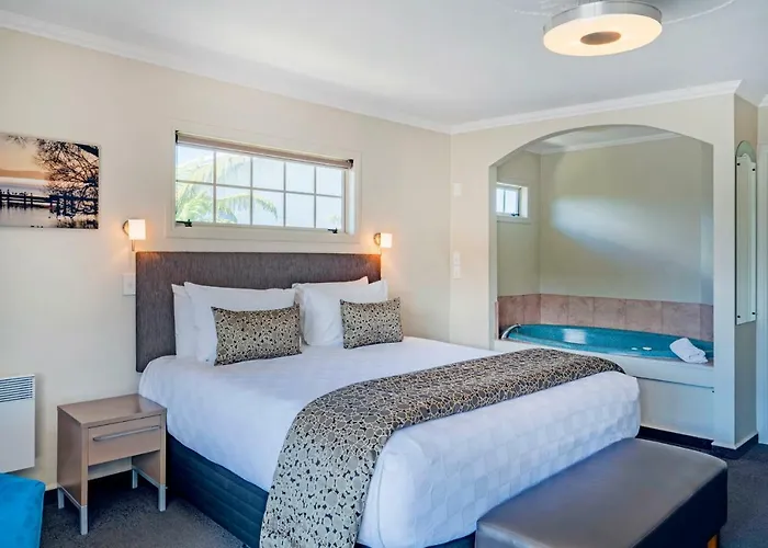 Silver Fern Suites&spa Motel