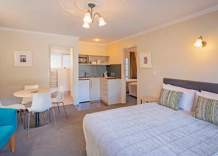 Silver Fern & Motel